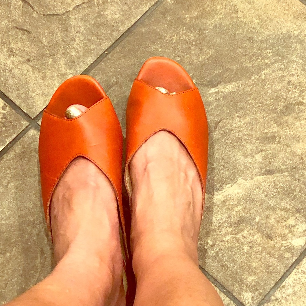 Made well sandals